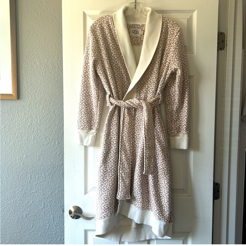 UGG Karoline leopard print robe, cream and tan with cozy Sherpa lining and tie